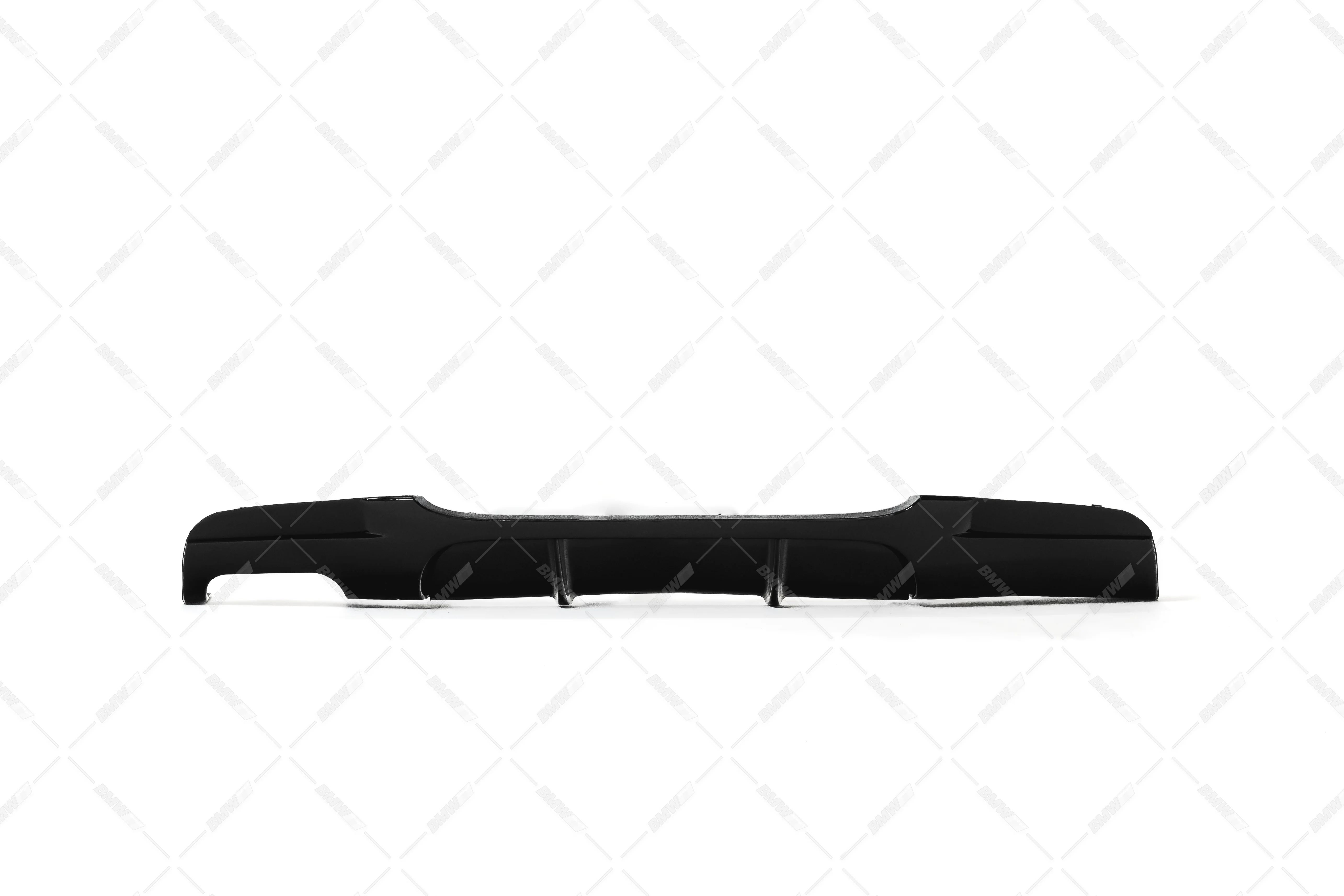 BMW E90 E91 05-11 M-Performance takapuskuriin diffuusori kiiltävän musta - Image 4