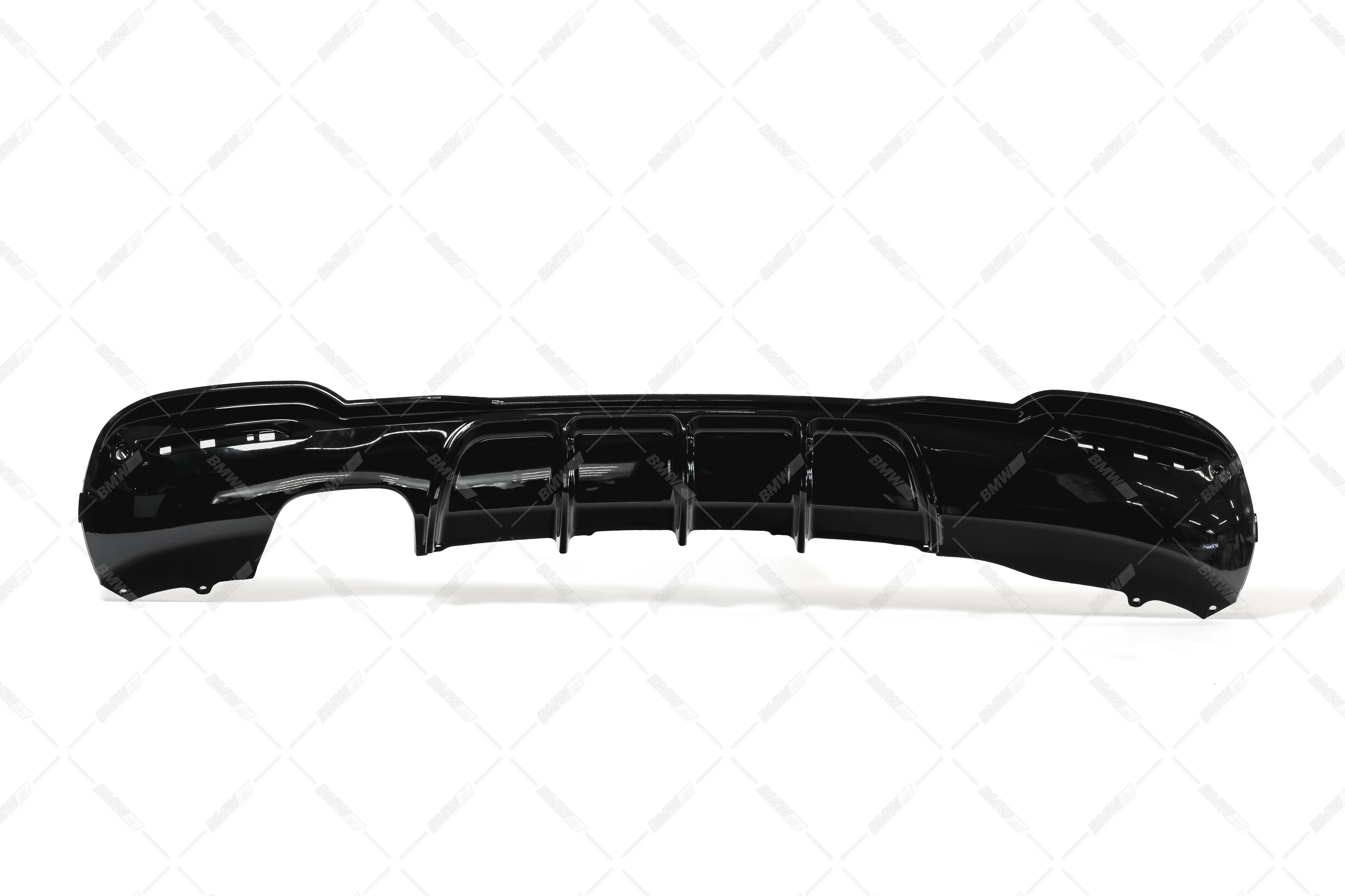 BMW F34 GT 2013-2018 M-Performance takapuskurin diffussori kiiltävän musta - Image 3